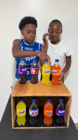 Who will match the order first @Fanta #familytime #FamilyFun #siblingfun #gametime #fanta 