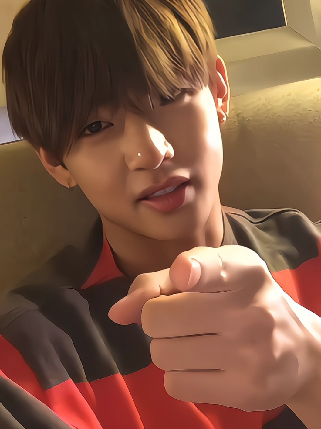 💣 𝙏𝙖𝙚𝙃𝙮𝙪𝙣𝙜 𝙍𝙖𝙧𝙚 ¡! 🗯  ✦ ࣪ ˖ 【 con ustedes el chico más lindo del mundo 🙂‍↕️】𖥔 ࣪˖ ʂι ʅσ σƈυραʂ ƈσɱҽɳƚα 