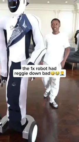 Reggie was trippin over the female ones. The 1x tech had him starving#mafiathon3 #reggie 