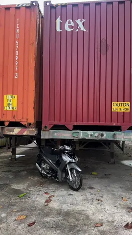 hết chỗ 🙄 #wave125i_ไฟเลี้ยวบังลม #xuhuong #wavethailand🇹🇭 #xh #xedokieng 