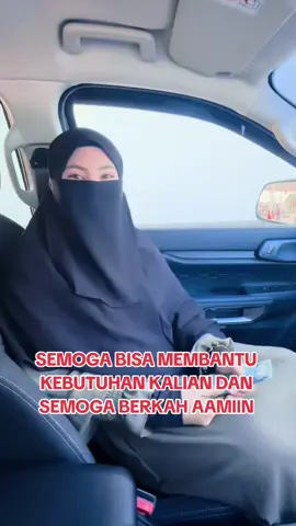 Bagian 4 | *Menerapkan sifat sabar* Hidup yang tenang adalah impian banyak orang, dan meskipun setiap individu mempunyai cara dan pandangan tersendiri tentang ketenangan, ada beberapa prinsip atau kunci yang dapat membantu mencapai hidup yang lebih tenang. Berikut adalah beberapa kunci utama dalam mencapai ketenangan hidup: 1. Mendekatkan Diri Kepada Allah Bagi umat Islam, mendekatkan diri kepada Allah adalah sumber utama ketenangan hati. Dalam Surah Ar-Ra'd, ayat 28, Allah berfirman: 