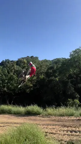 Dirt bikes are sick #fyp #motocross #getfucked 