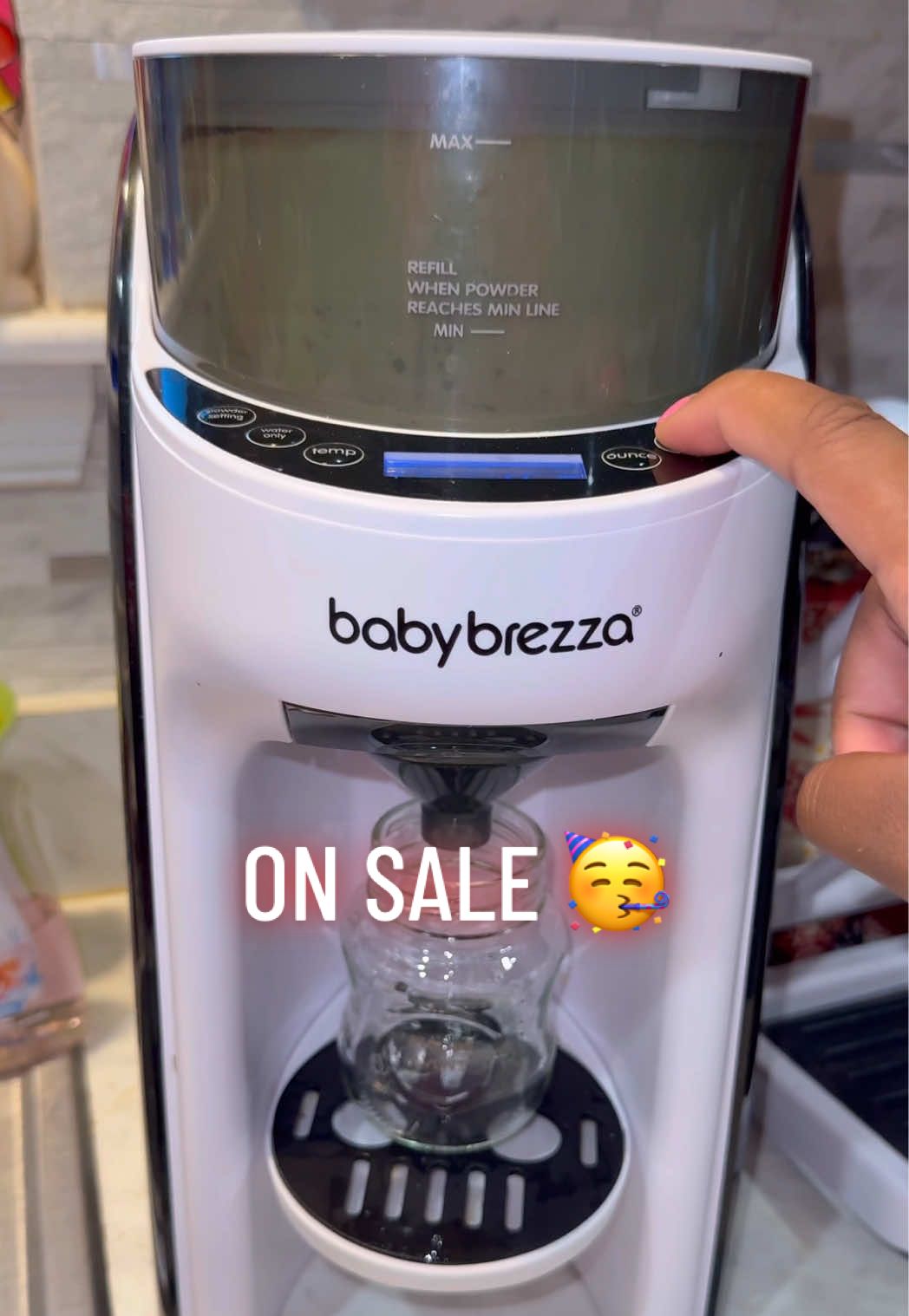 @Baby Brezza NOW ON SALE 20% OFF 🔥🔥🔥🔥GREATEST INVESTMENT EVER AS A NEW MOM. #babybrezza #babyformula #kendamil #momtok #babybottle 