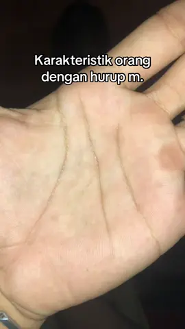 Arti Dari garis tangan yang berhurup m #khodampendamping #ramalan2025 #ramalan2026 #ramalanzodiak #ramalankehidupan 