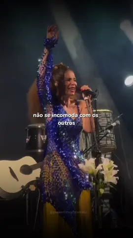 Gente Feliz / Vanessa da Mata❤️                     “Cada um tem sua maneira de existir”✨ @Vanessa da Mata  #vanessadamata  #todaselas #music #gentefeliz #respeito 