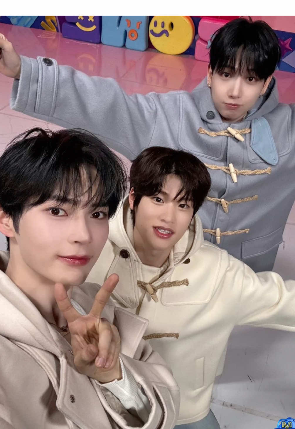 MY LOVELY MEONGDDOCAT TRIO IS GONE☹️💔  No one does mc at mcountdown like meongddocat, Ill miss them so much and so will other fans🥹🥹  Also I MIGHT be late to this trend but highkey I didnt know what to do with it Dts: @🐾 @bem!! | BOYLIFE @ღizzy.woonhk⊹ ۪ 𖥔 @jen!!  #meongddocat #hanbin #sohee #jaehyun #fyp 