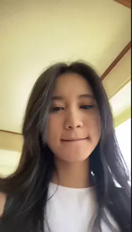 aku ini kan dirimu @Alya Amanda #alyajkt48🌈 #alyajkt48 #jkt48newera #viralvideotiktok #fypシ゚viral🖤tiktok 
