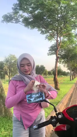 ikuttt jugaa trendd nyaa🫰🏻#trend #vario #foryoupage #bucin #couple @d!vaaaa @APA AJA JADII 