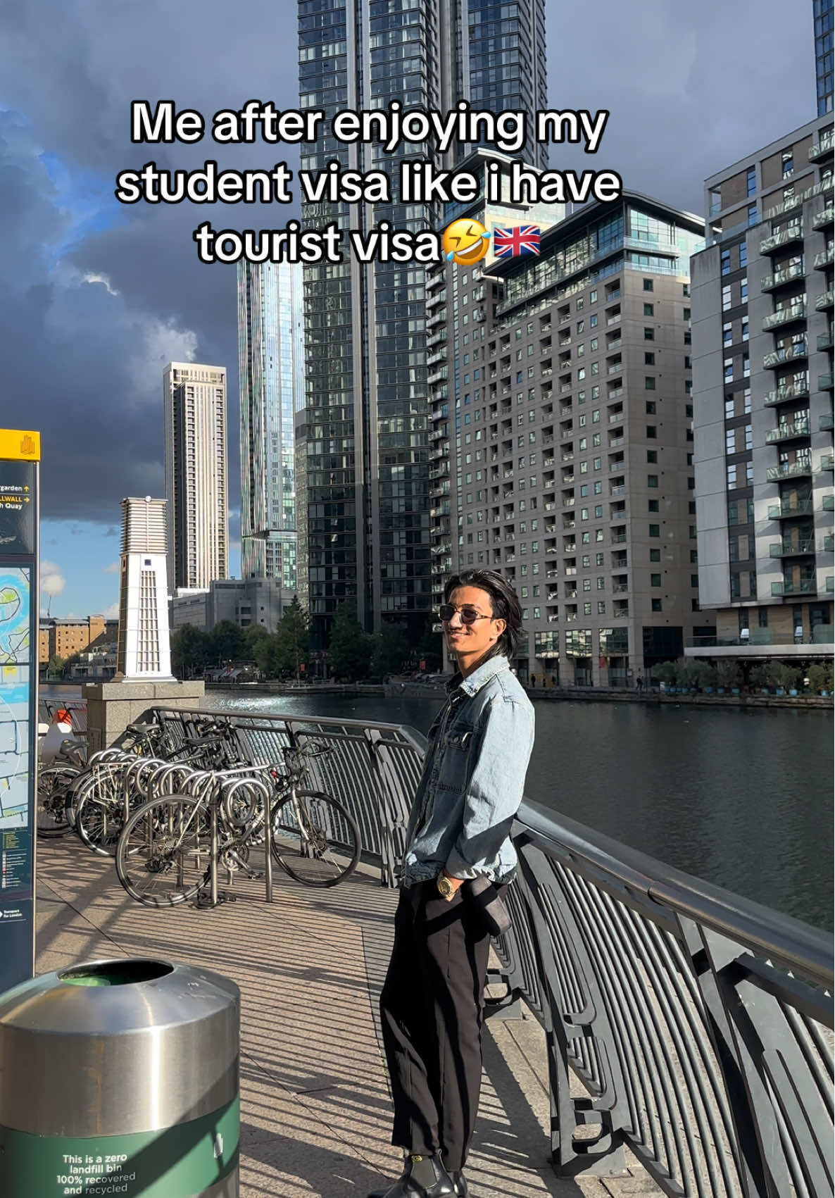 Just Enjoy enjoy😂 #uk #london #canarywharf #studentvisa #touristvisa 