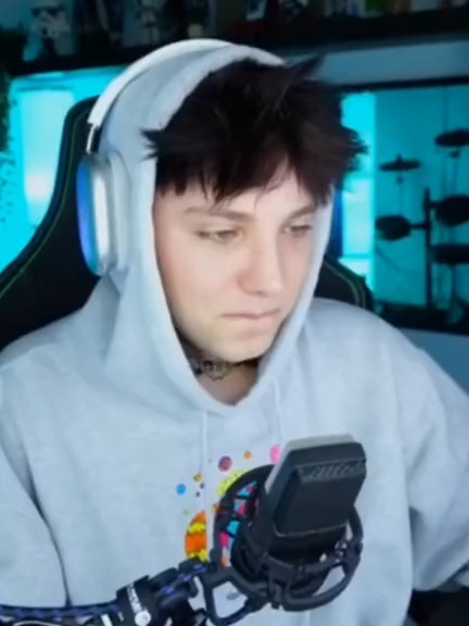 #cry #xcryclips #xcryboy #xcrythereal #fyp #xcry #paratii #twitchstreamer #tiktokgaming #twitchclips #kickclips