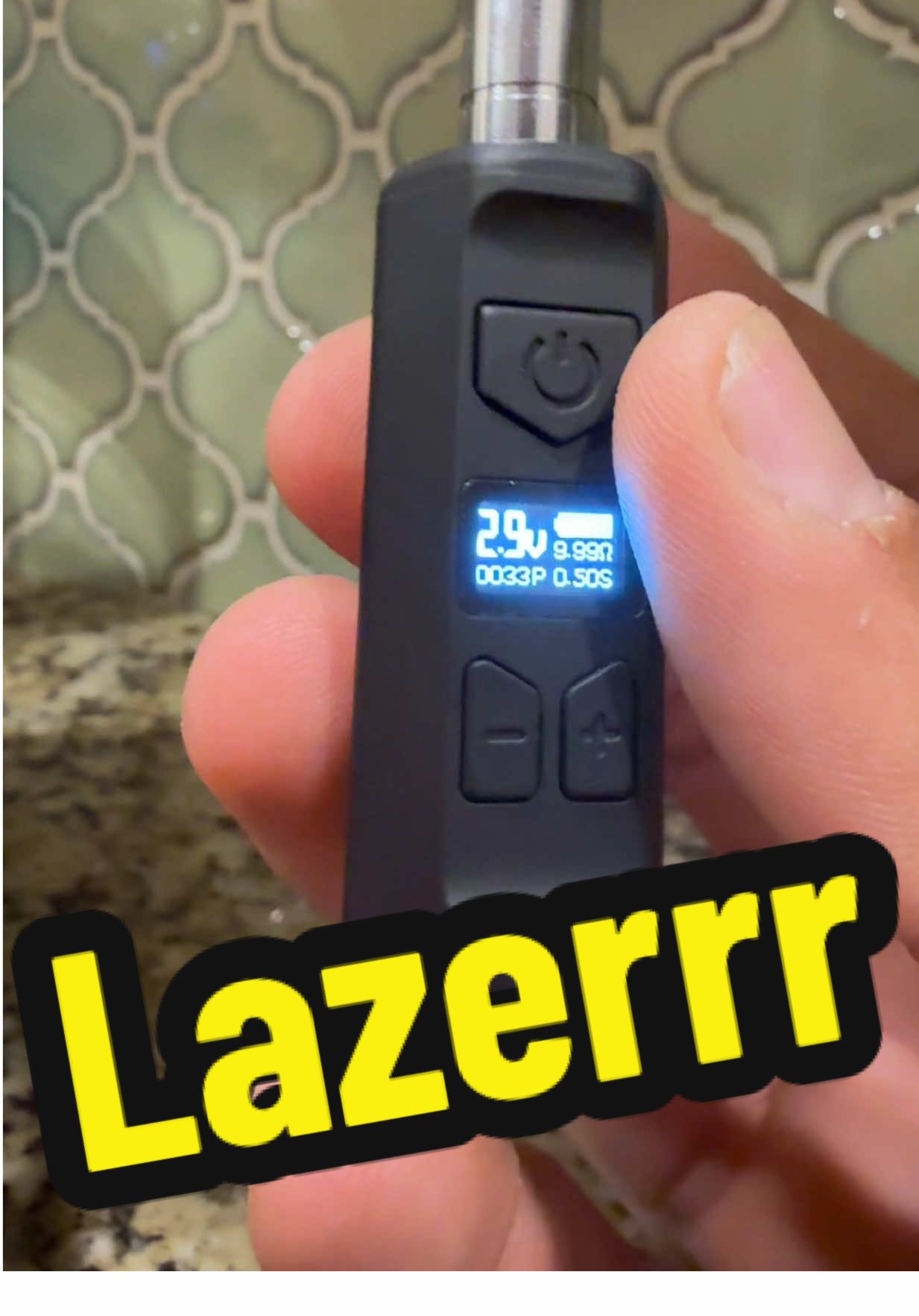 🐾 The Petmodz laser pointer is pure fun for pets AND humans — plus, check out that unique threaded tip 👀 Recognize it? Drop the size in the comments! 🔦🐱 #Gadgets #TechTok #CoolFinds #MustHave #TikTokMadeMeBuyIt