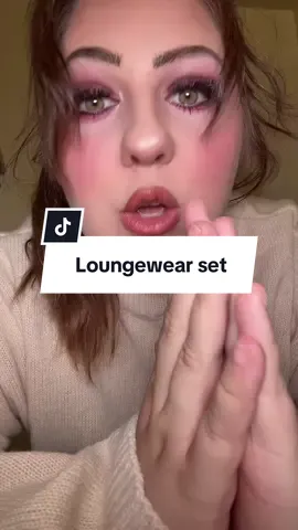 #loungewear #loungewearset #midsizeoutfits #midsizefashion 