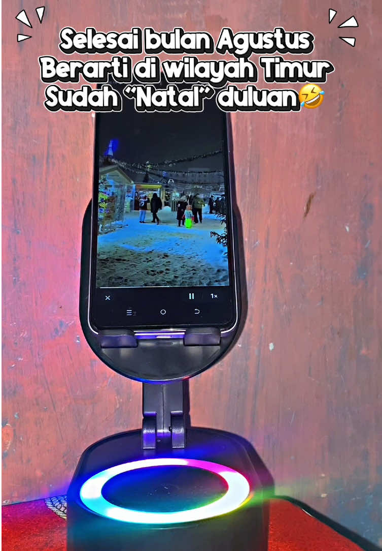 Apalay di ambon tiap pagi dong putar lagu natal deng TOA😭🤣💜