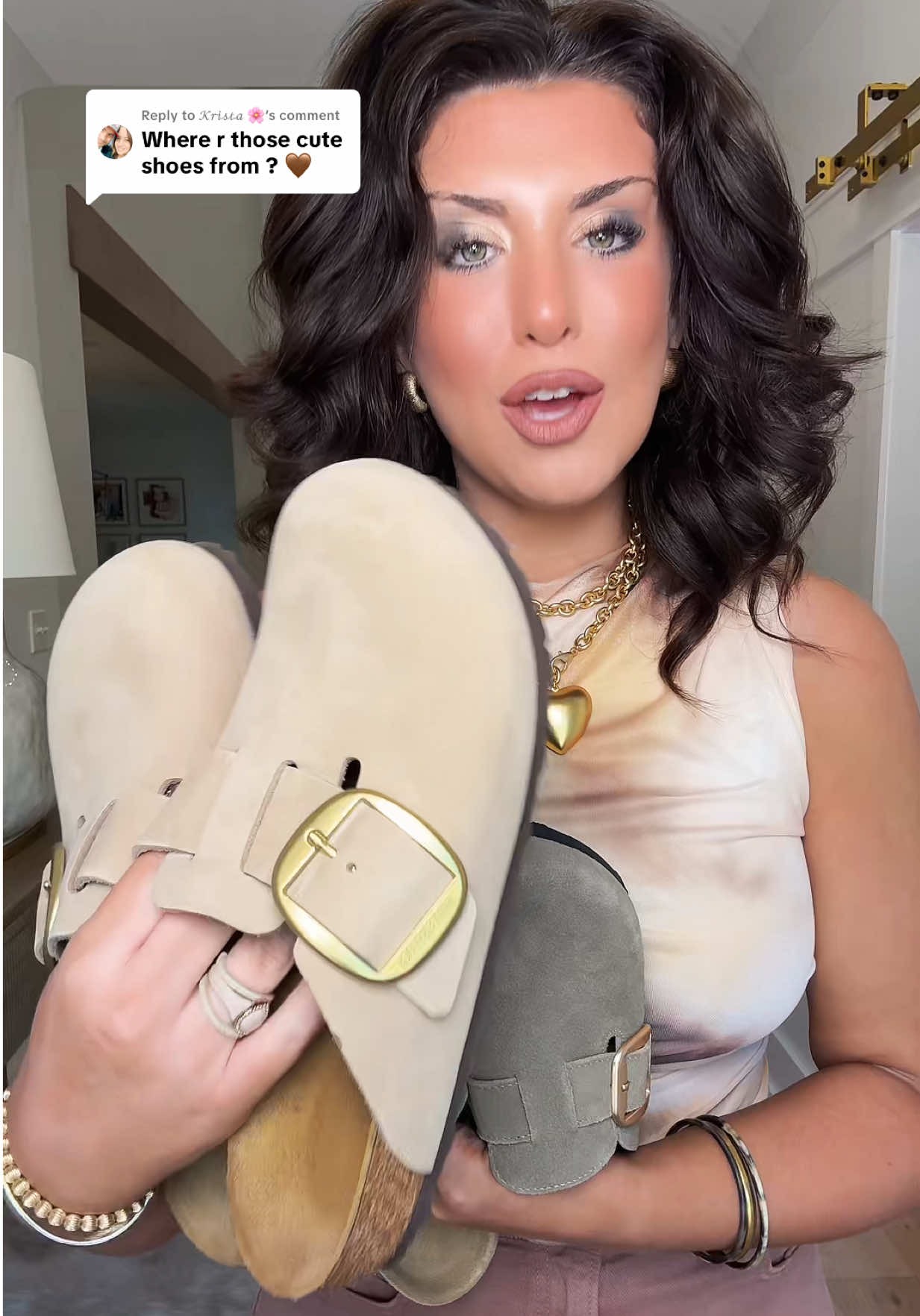 Replying to @𝒦𝓇𝒾𝓈𝓉𝒶 🌸 these look like designer but without the price tag! I seriously can hardly tell a difference in my $180 clogs vs. these that I got off of TikTok! I love that these have the gold buckle and memory foam because most cheaper options you find of this style shoe don’t offer that! #clogs #fallshoes 