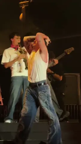 @Olly canta “Balorda Nostalgia” all’ Ippodromo Sansiro #olly #trends #perte #viral #neiperte 