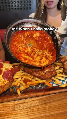 Who else splurges on parmas, pasta cobs & all the good stuff?💸🧀 📍63 Sydney Rd, Brunswick #girldinner #pastacob #halalfood #comfortfood #melbournefood #barklyskitchen #fyp #melbournerestaurant #viralfood #FoodTok