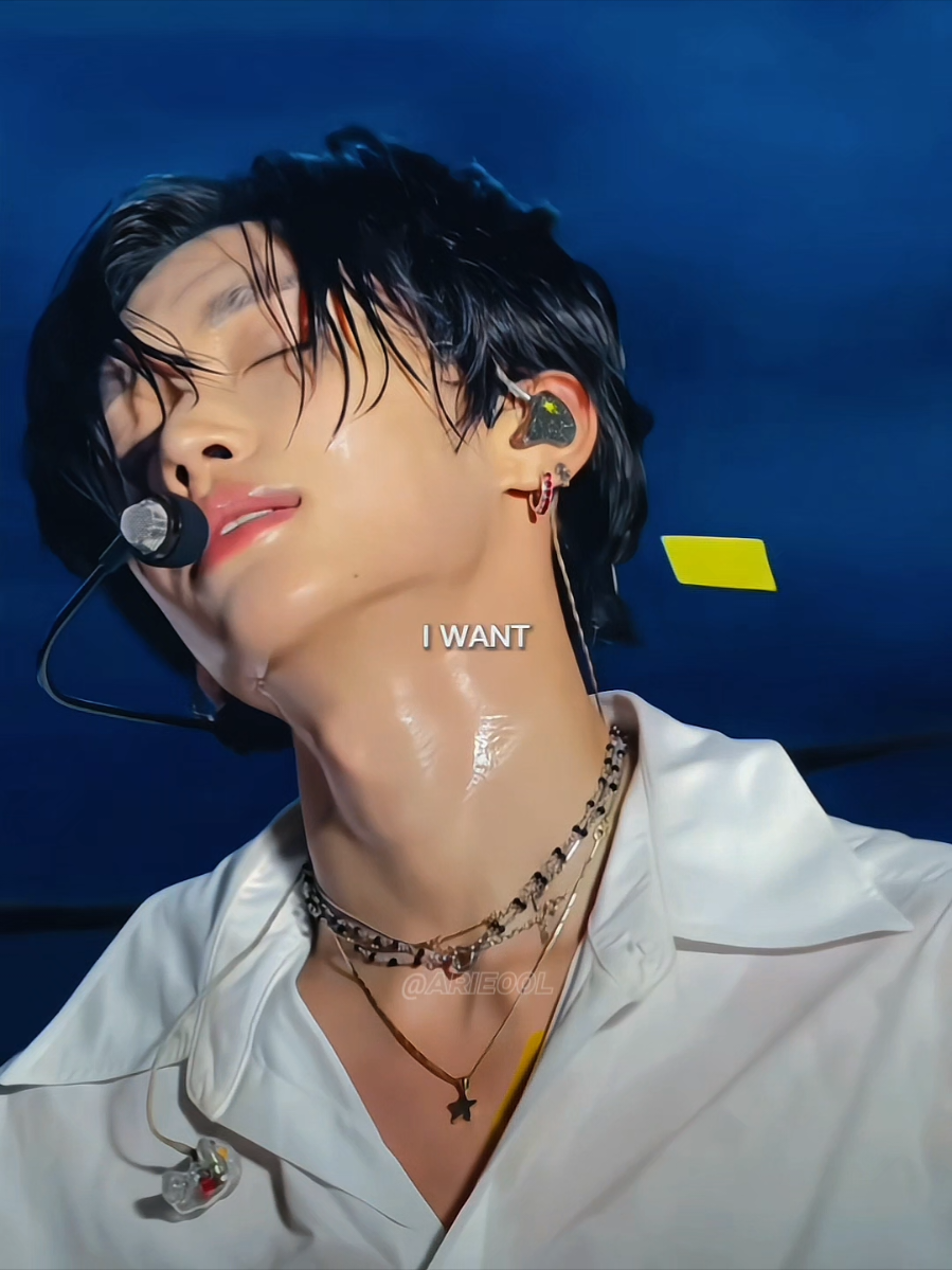 thanks for doing this on my front babe 🤤✌️ #wonbin #riize 