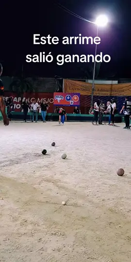 Una buena jugada #paratiiii #comparte #licenciadaseneeducacion #tiktoklive #livehighlights 