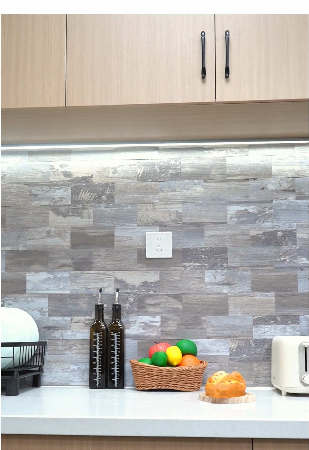 100pcs backsplash tiles #stickgoo #homedecor #easydiy #peelandsticktile #peelandstickbacksplash #kitchendesign #DIY #backsplash #kitchenbacksplash #kitchendecor #renterfriendly 