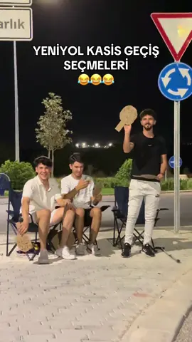 Bi Akımın Daha Kilidi Açıldı.😂 . . #kesfet #kwsfetteyiz #keşfetbeniöneçıkar #fyp #fypシ #fyppppppppppppppppppppppp #fypage #fypdongggggggg #tiktok #tiktokindia #vira #kasis #denizli #denizli20 #denizliyeniyol #yeniyol #kampüs #caddenizli #cadde #denizlistreethunters @yusuf uyar @muhammet 