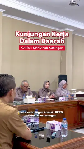 Hallo Sobat Bpkad,  Kita kedatangan Komisi 1 DPRD Kabupaten Kuningan nihh..  Apa aja yang dibahas? Pertama Progres tunda bayar, Kedua Optimalisasi aset daerah, dan Ketiga Rencana aksi BPKAD 4 bulan kedepan. Sebagai mitra, tentunya banyak masukan konstruktif bagi kami untuk dapat mewujudkan tata kelola keuangan yang lebih baik. Mitra identik dengan simbiosis yang saling memberikan saran, masukan dan dukungan untuk capaian target BPKAD tahun ini. Terima kasih komisi 1, terima kasi DPRD Kabupaten Kuningan, kemitraan ini semoga memberikan hasil positif untuk Kuningan Melesat kedepan.🚀 #bpkadsiap #kuninganmelesat #kabupatenkuningan