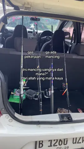 dateng sendiri dari atas uang nya🗿#mancing #mancingsungai #mancingliar 