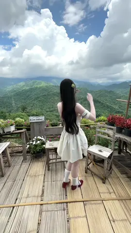 เดรสสวยๆ ใส่ได้หลายแบบ คล้องคอ ผูกแขน เกาะอก #ชุดสวยๆ #พิกัดในตะกร้า 🧺 