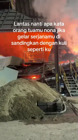 😥#fypp #lewatberandafyp #xbcyza #helmkuningmorowali #morowali_sulteng #perantauan 