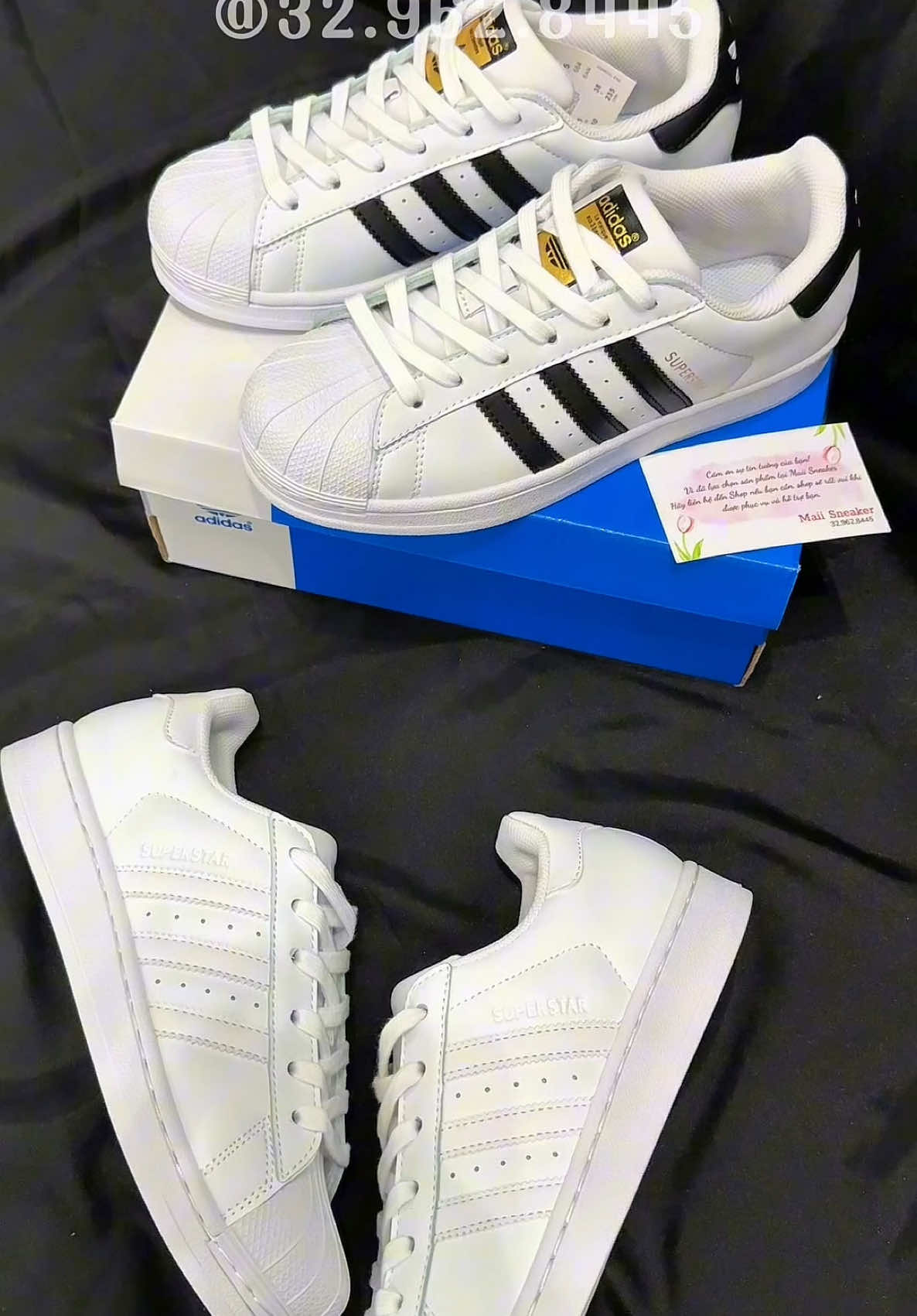 - Nên chọn màu nào đâyyyy🤔🤔... Thôi thì chọn cả 2 vậy😁#giaychaybo #sneakers #giaythethaonamnu #xuhuong #trending #giayadidas #adidassuperstar #adidassotemvang 