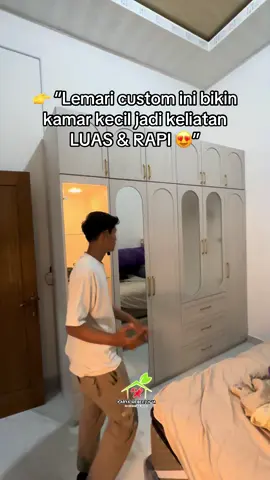 “Lemari estetik + multifungsi = kamar makin rapi & mewah 😍 ✔️ Ada cermin full body ✔️ Laci besar & banyak ✔️ Rak display dengan lampu biar makin elegan Semua bisa custom sesuai ukuran & kebutuhan rumahmu ✨ 📍 Karya pengrajin lokal – kualitas premium 💯 #LemariCustom #InteriorEstetik #MebelMinimalis #RumahImpian
