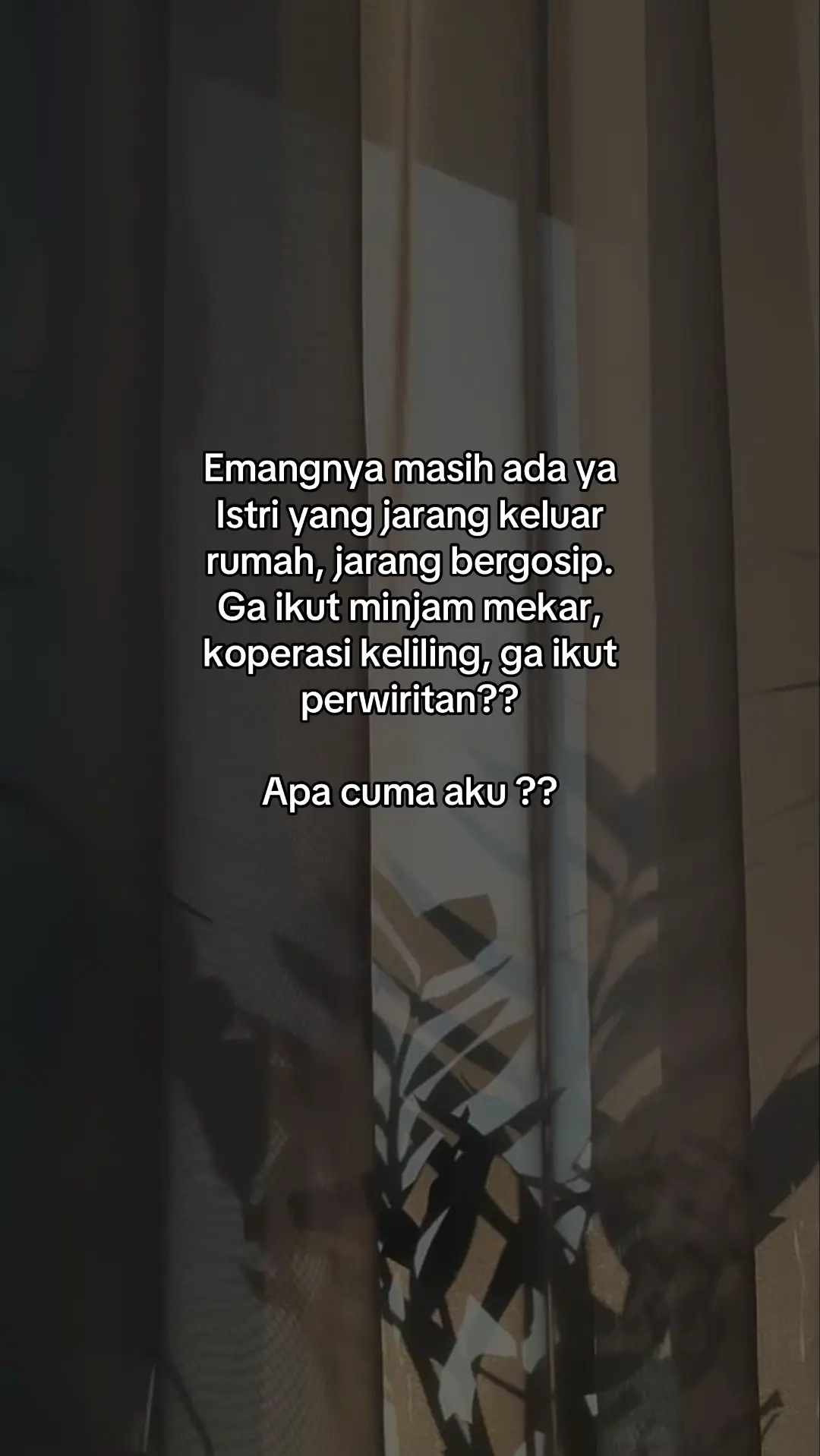 Ikut arisan pun enggak. Lebih nyaman dirumah aja #suamiistri #rumahtangga #bahagiaitusederhana #foryoupage #fypシ゚viral🖤tiktok 