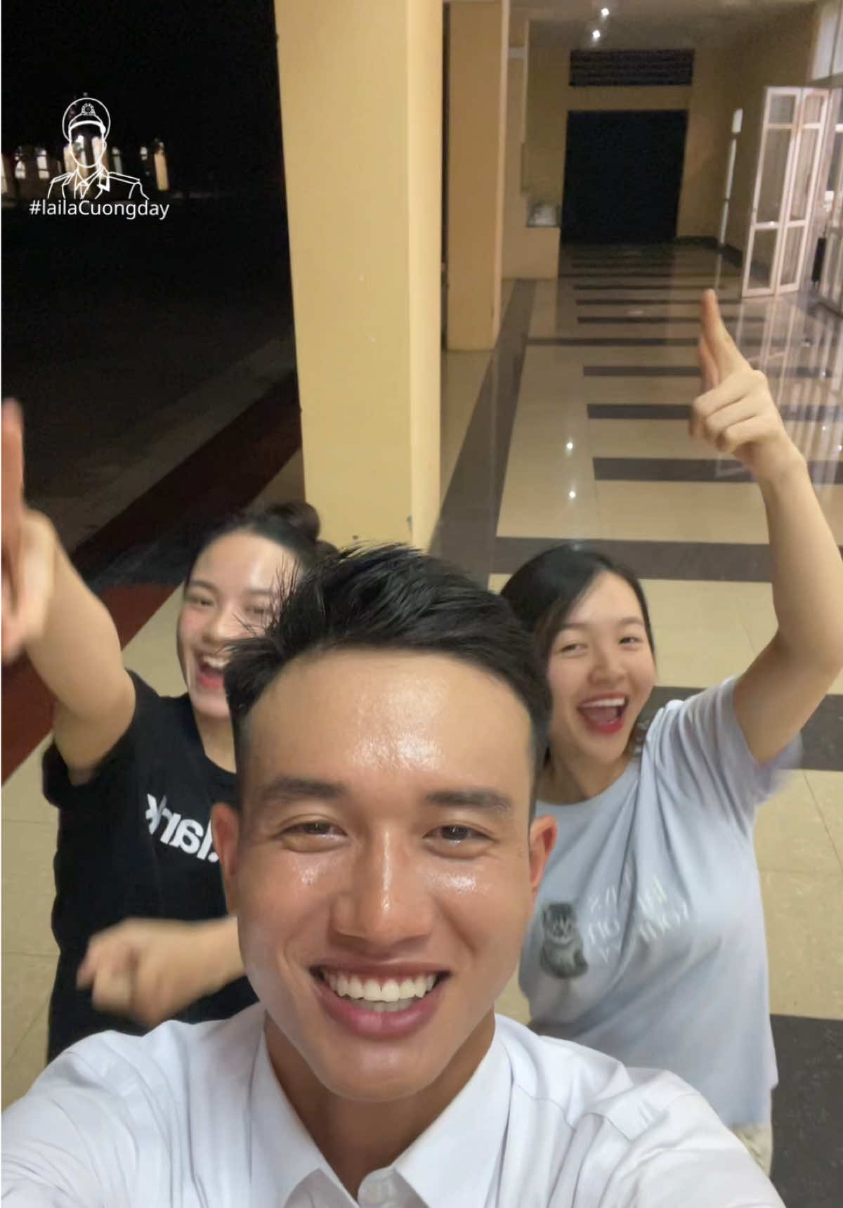 2 máy mát nhất nhì khối gìn giữ hoà bình 🤣🤣🤣 @Bảo Ngân chứ ai @Dung Nhi  #A80 #lailacuongday #bodoi #tuhaovietnam #rangrovietnam 