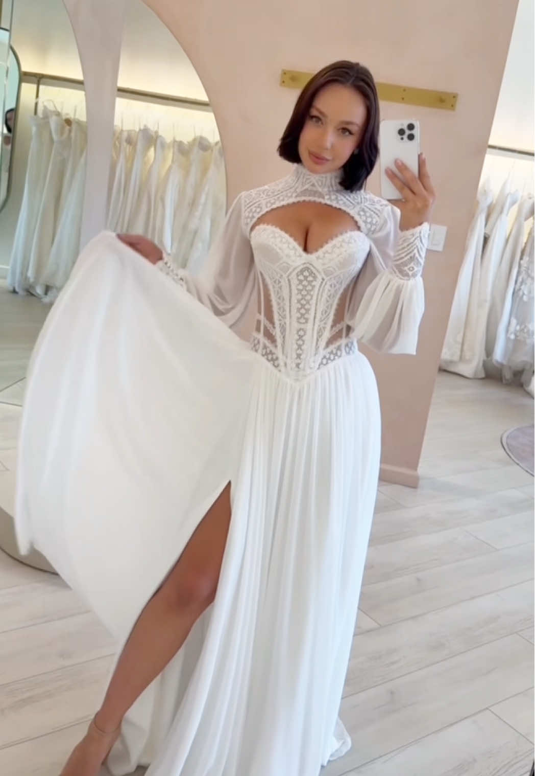 The truth? We're obsessed 🤍 👰🏻‍♀️ @Annaalamro  #weddingdress #sayyestothedress #losangeles #california #weddinginspiration 