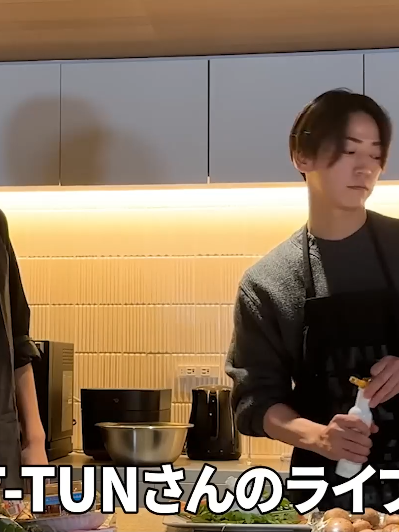 【祝杯】Snow Man 目黒蓮と一緒に手料理とシャンパンで乾杯。 - 007