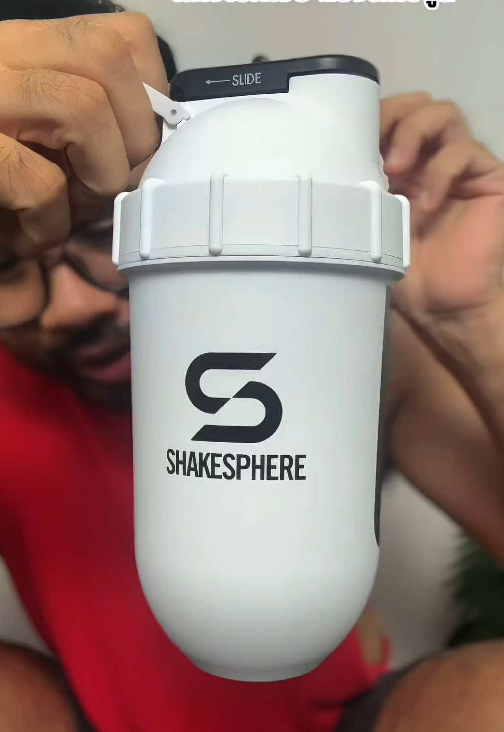แก้วเชคทรงแคปซูล ทำความสะอาดง่าย สีสวยด้วย #แก้วเชคโปรตีน #แก้วเชค #shakesphere #ของมันต้องแชร์ 
