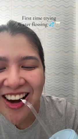 🦷 water flossing teeth cleaner