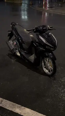 Đen bóng ✨✨  #vario125 #xuhuong 