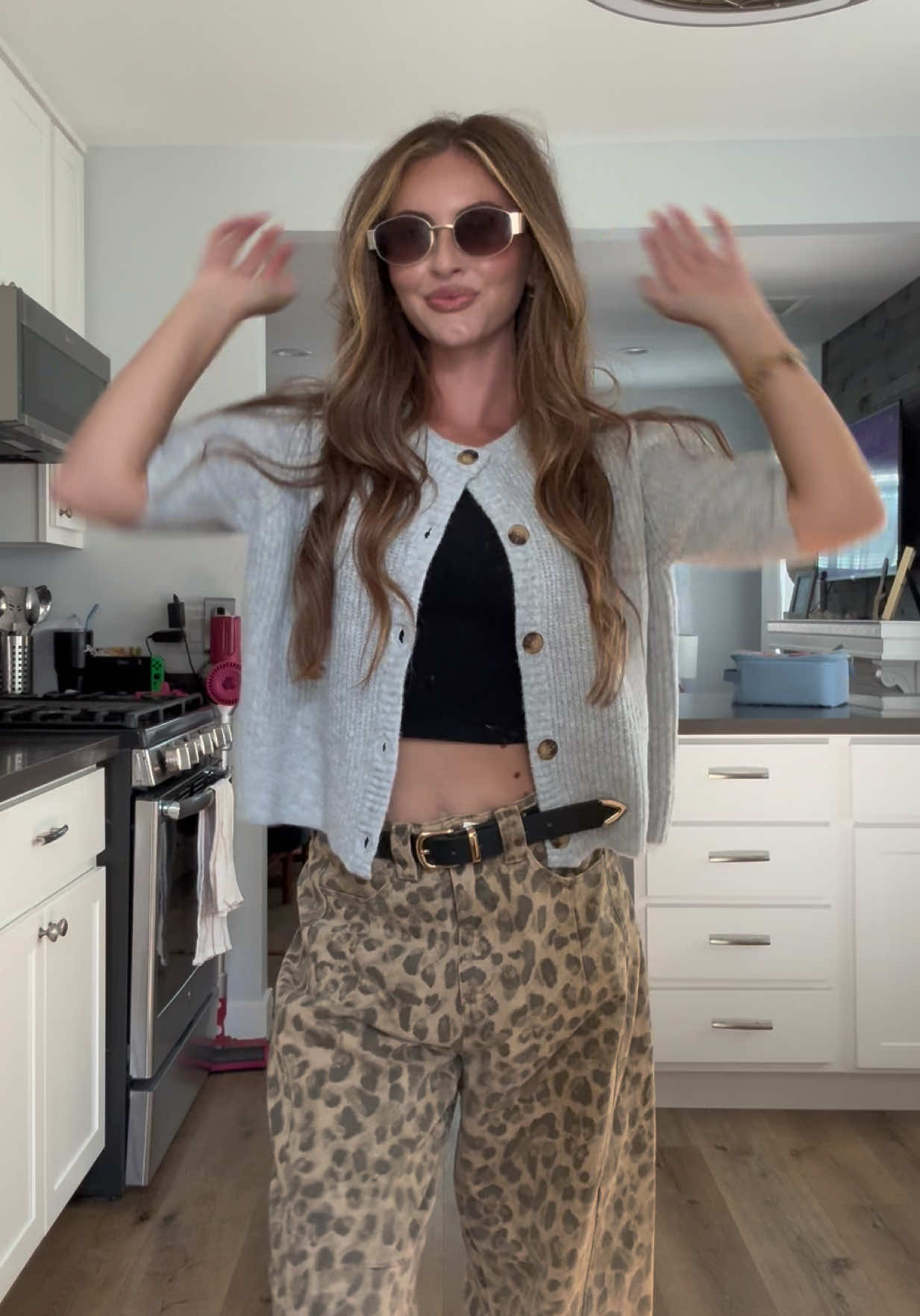 Just wanna be the room mom 😌 #OOTD #styling #fitcheck #FYP #fashion 