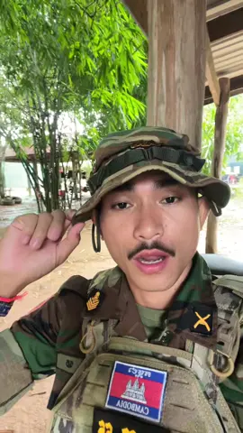 ហេតុអ្វីបានចូលចិត្តធ្វើបាបចិត្តបងទាហានម្ល៉េះ😩 បីឆ្នាំចាំអូនមកជួបបង😅#ក្រចេះផ្ទះខ្ញុំ😊💗 