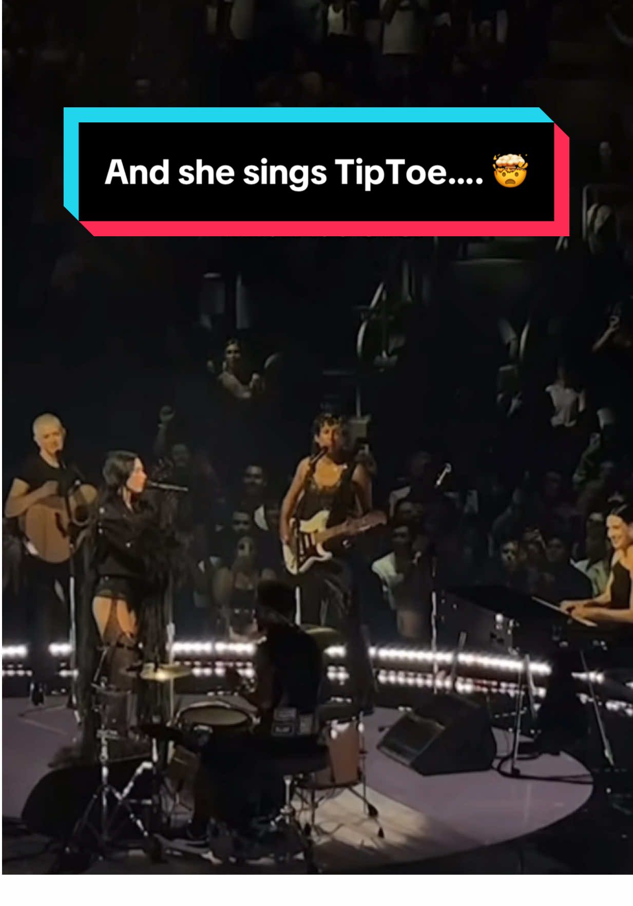 We’re connected ;) lol so many people call me Canadas Dua and I’m not mad about it …. #dualipa #wroteyouasong #mysong #tiptoe #singersongerwriter 