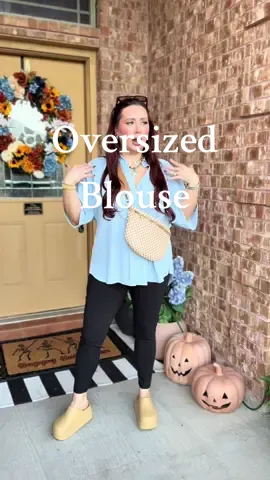 Replying to @jennbone11 here’s an easy, casual ootd for us busy mamas that just want to be comfy but also look cute! #blouse #oversizedblouse #casualootd #midsizeootd #tiktokshopcreatorpicks 