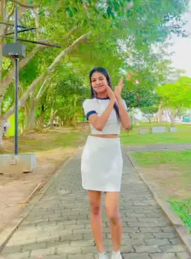 🤍🌸 #rithikroshan #newdance#newfilm #dance #fyp #onemillionaudition #trending #girl #hindi #newfilm 