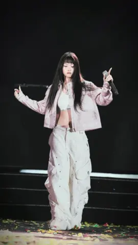 Gào thét cái visual nàyyyyy #anhsangaza #lehoianhsang2025 