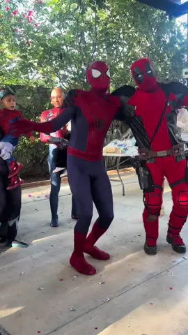 No olvides que es el mejor servicio y calidad  de superhéroes ##eventos##cosplayer##paratodos#l#lomejor