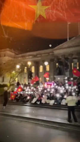 Toi bị luỵ 🥺 Và toi cảm thấy siêu tự hào 🫡🇻🇳❤️ Love you alllll ~  Tự hào quá Việt Nam ơi ❤️‍🔥 #vietnam #vietnamese #khoiduhocsinhyeunuoc #vietnamtoiyeu #melbourne 