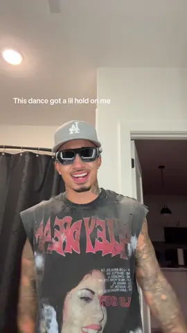 I could not resist doing this shit😭 #trending #foryou 