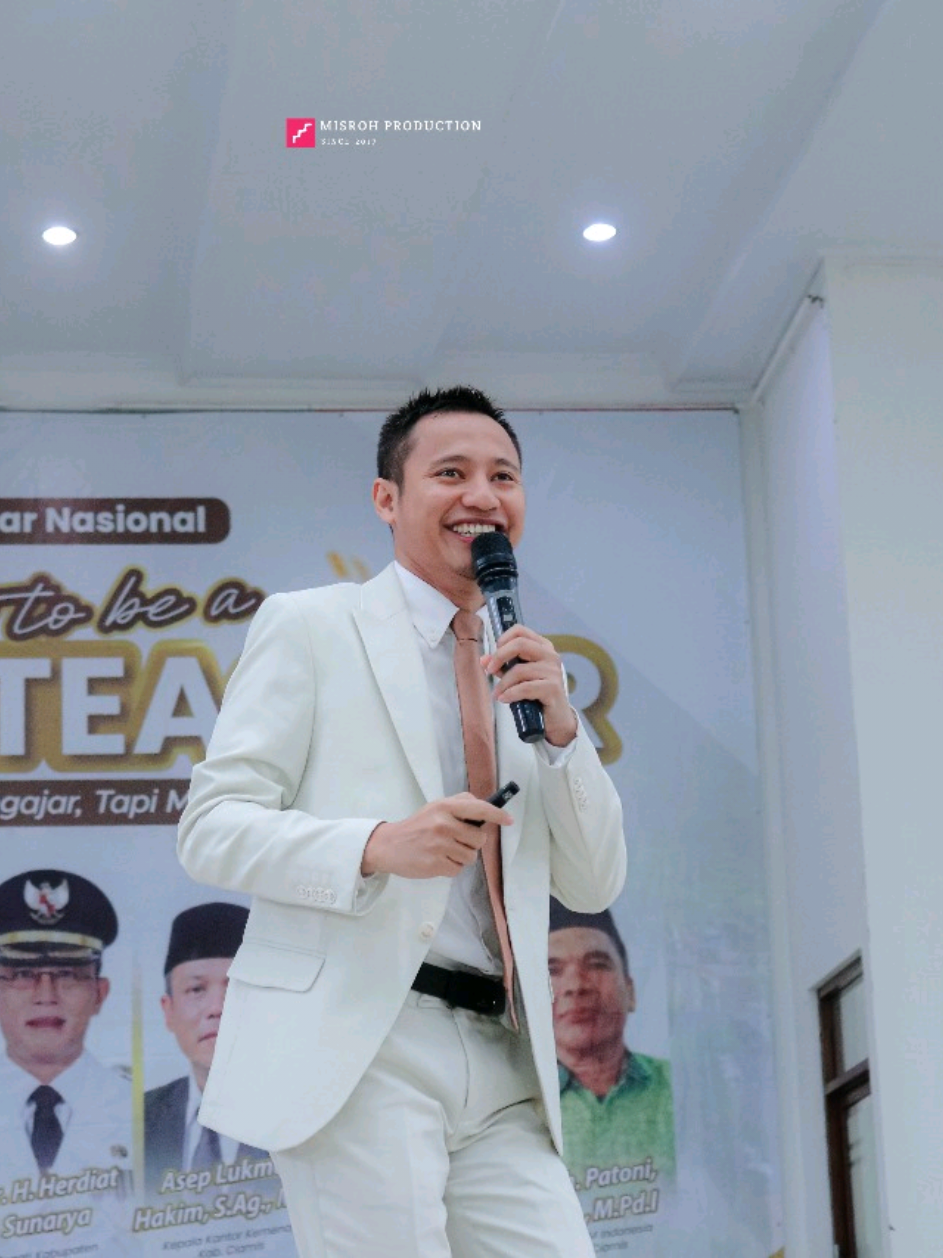 Lanjut Hari Ke-2  Tour Jawa Barat.  Pagi ini Bersama Jajaran Pimpinan Pendidikan & 1.000 Guru Kab. Ciamis, Jawa Barat.  Rabu, 3 September 2025