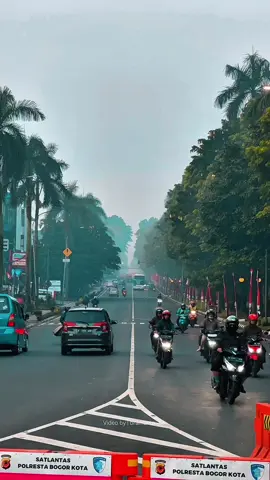 Bogor kota kawan… . . . #bogorkota #kotabogor #kotahujan #bogorhits #bogorkeren 