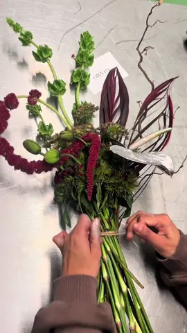 THE SIDERA BOUQUET 🌸🌸 still available at @xflos for a short time only! A limited edition bouquet inspired by stars - each ones come with a star carabiner ⭐️⭐️ #SmallBusiness #bouquet #Sustainability #melbourne 