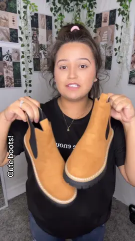 Excuse my itch😂 But I really like these, they could go good with those fall sweater dresses as well!!🥰🤩 #fall #boots #fashion #tiktokmademebuyit ##rainyday